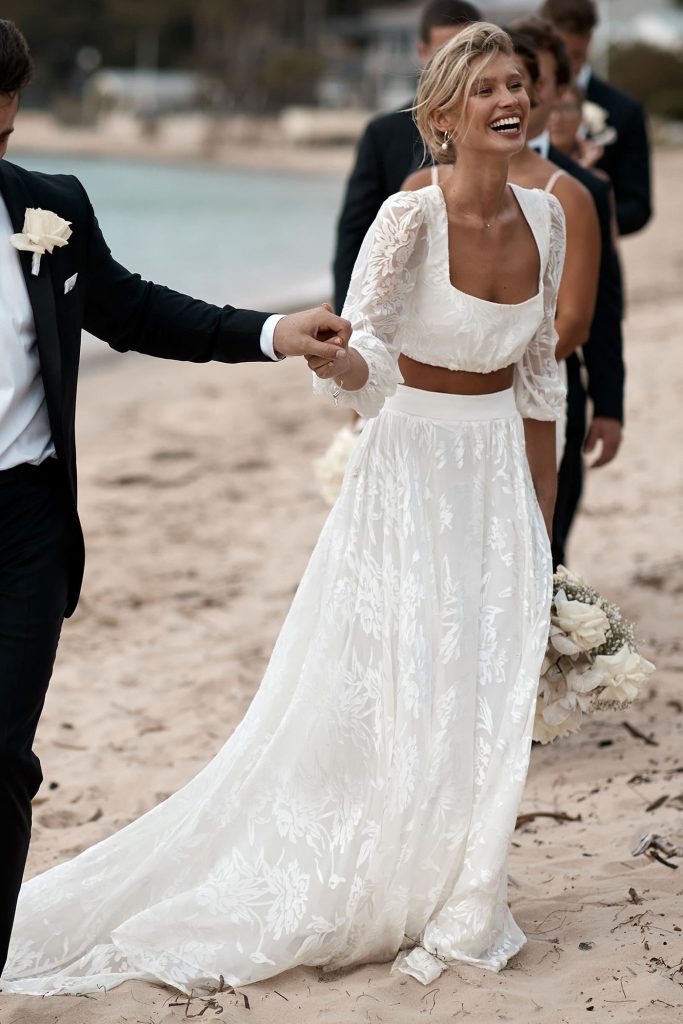  vestido-para-casamento-na-praia-ao-por-do-sol