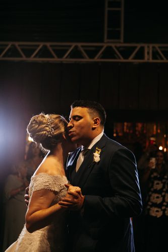 capa post: Casal dançando