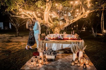 capa post: Casal abraçado