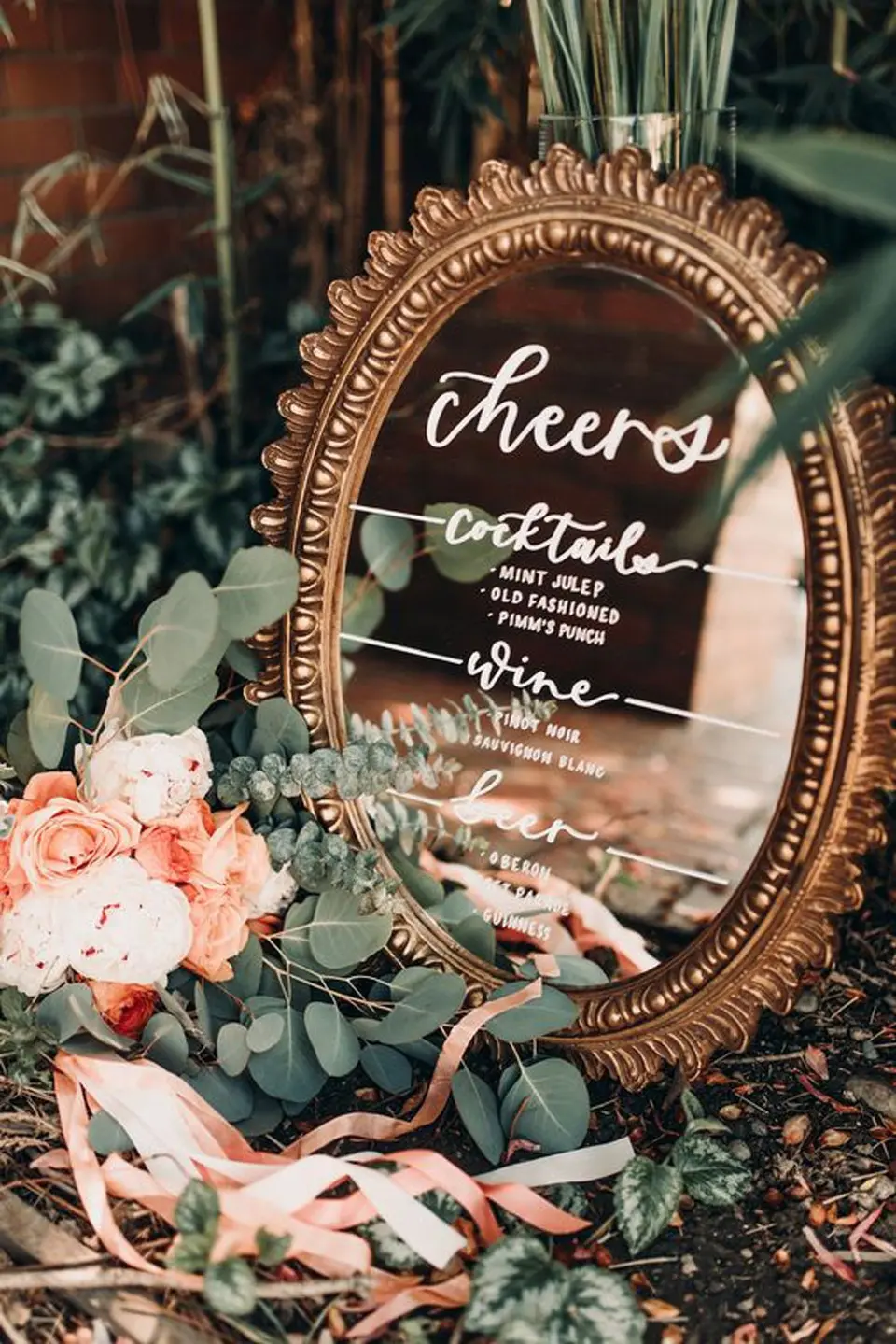 espelho para decorar a mesa de bodas de ouro