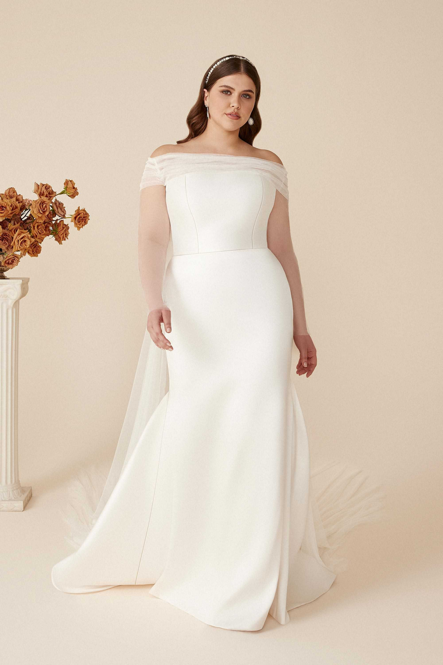 vestido de noiva simples plus size