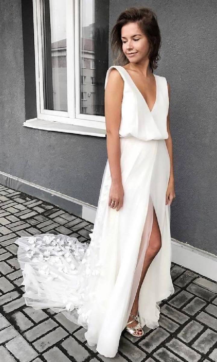 vestido de noiva simples fluído