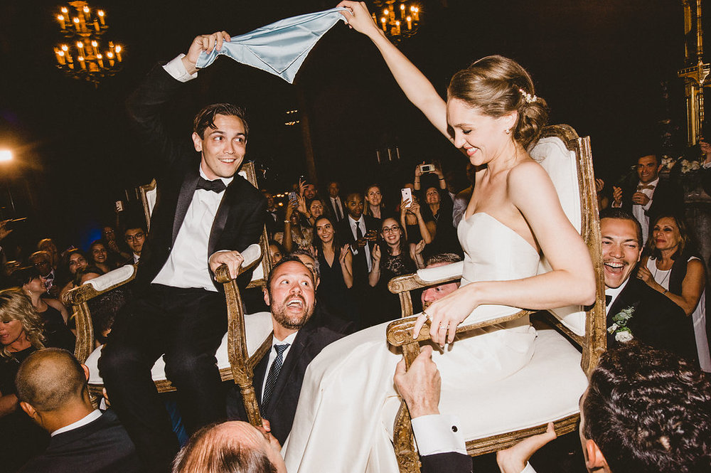 dança das cadeiras em casamento judaico