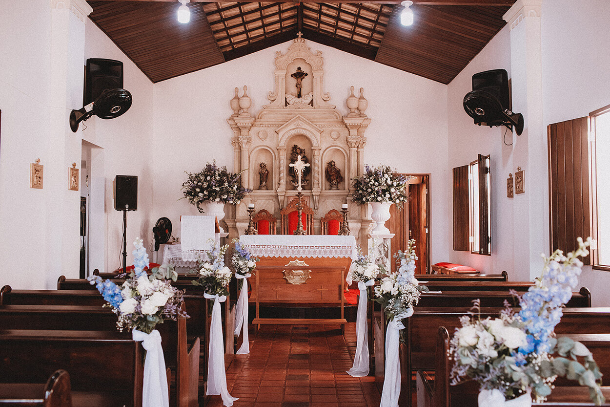 Foto de interior de igreja católica