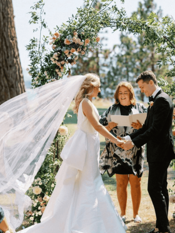 capa post: cropped-Trocar-Sobrenome-1.png