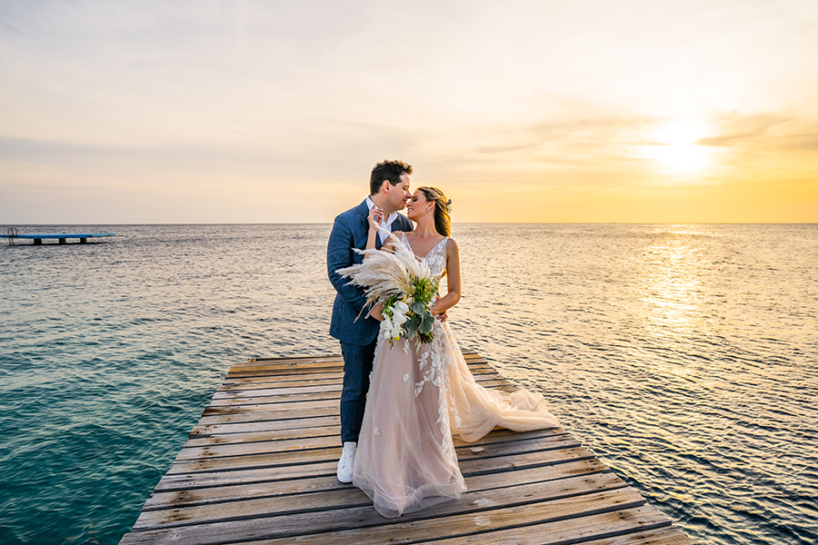 Destination Wedding boho chic com vista para o mar de Curaçao