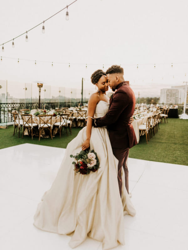 capa post: michelle-mitchenor-wedding018-684x1024