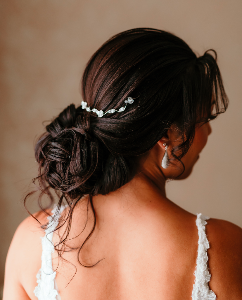 Ateliê Cristiane Bastos: maquiagem e penteado para casamento que ressaltam a beleza da noiva!