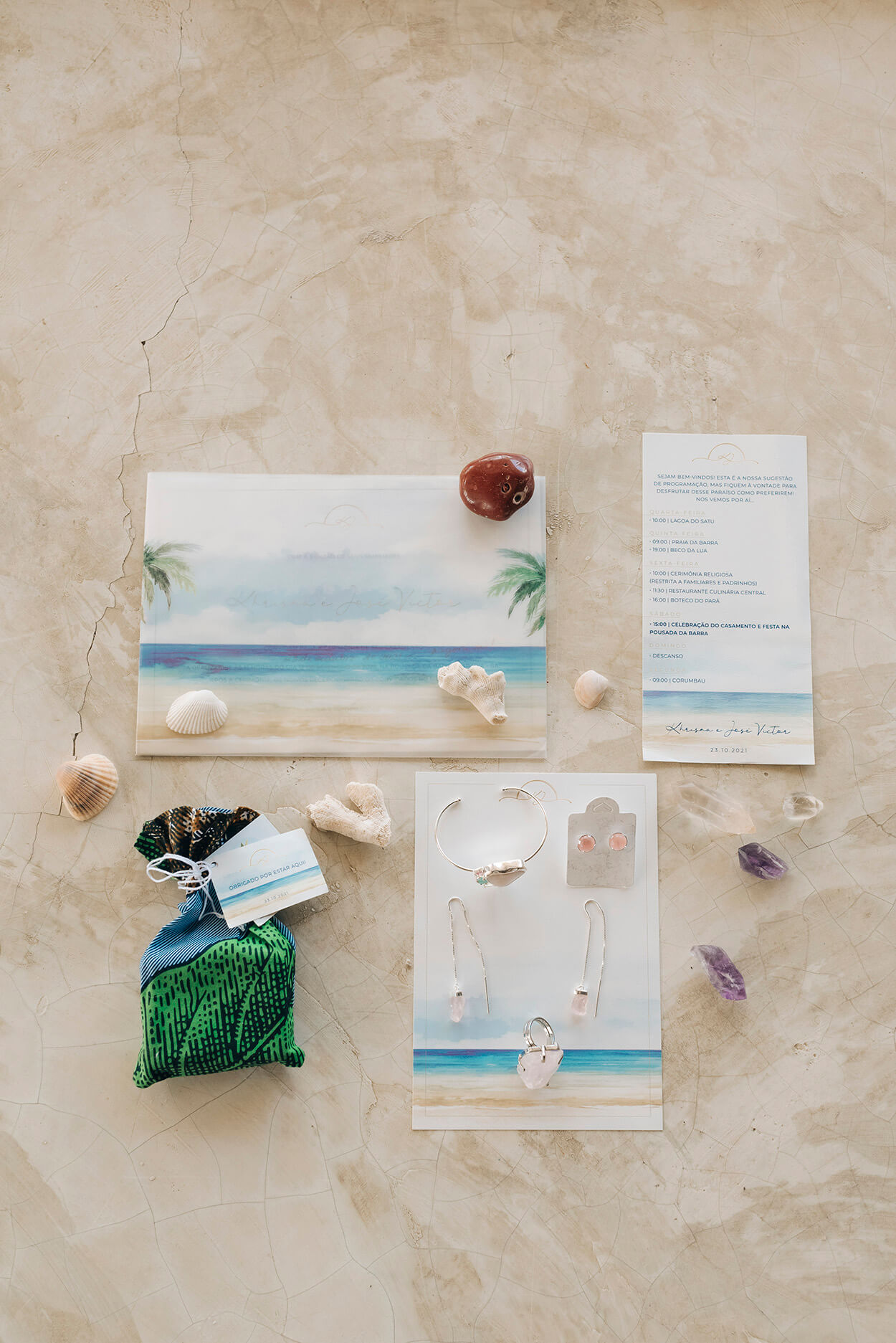 Convites de casamento com aquarela da praia