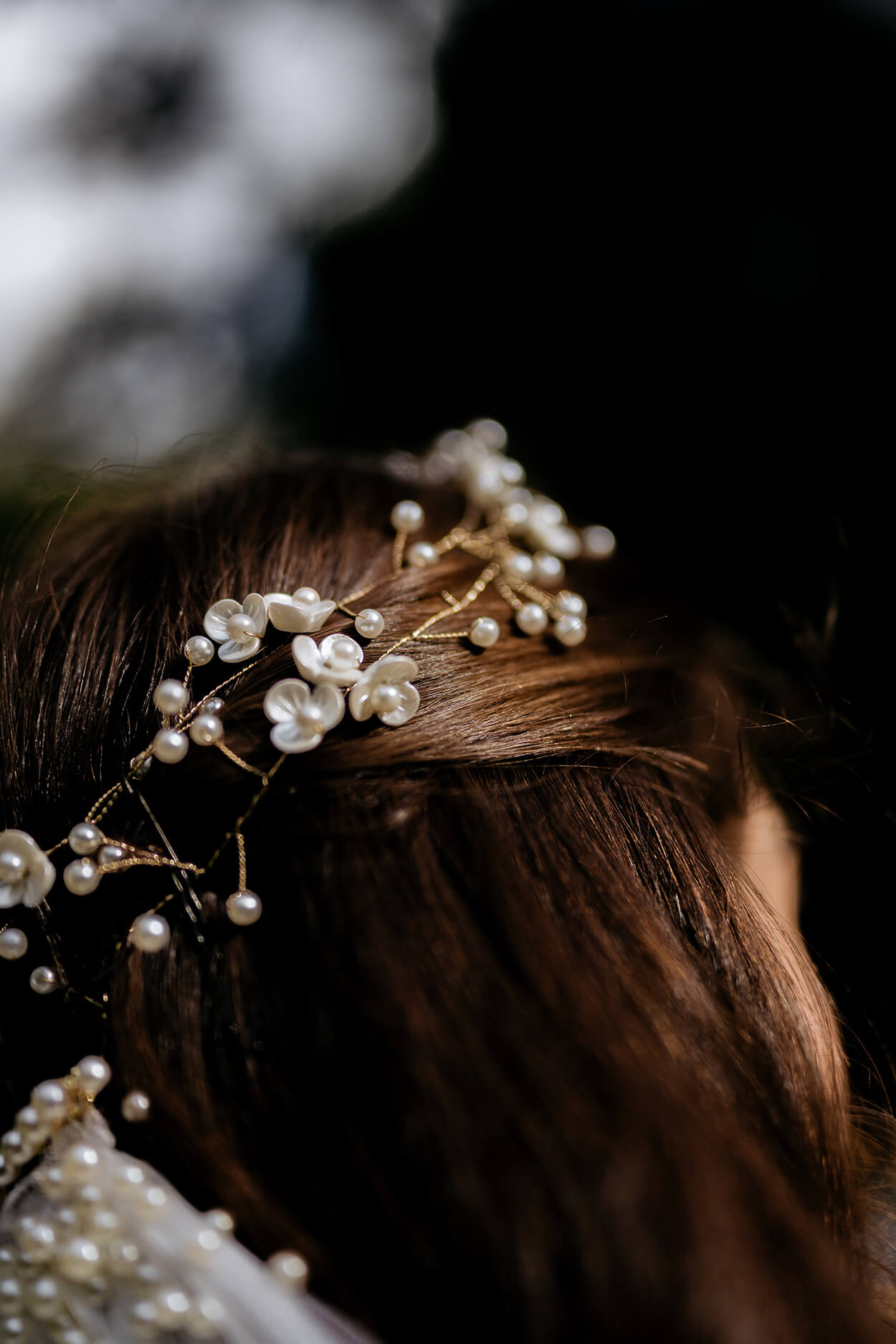 noiva com tiara de flores