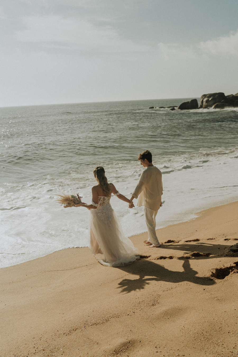  Casamento-boho-na-praia (10)