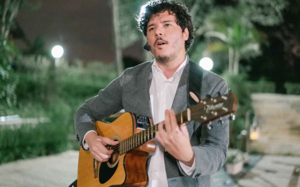 capa post: Vini Cohin fundador Your Song