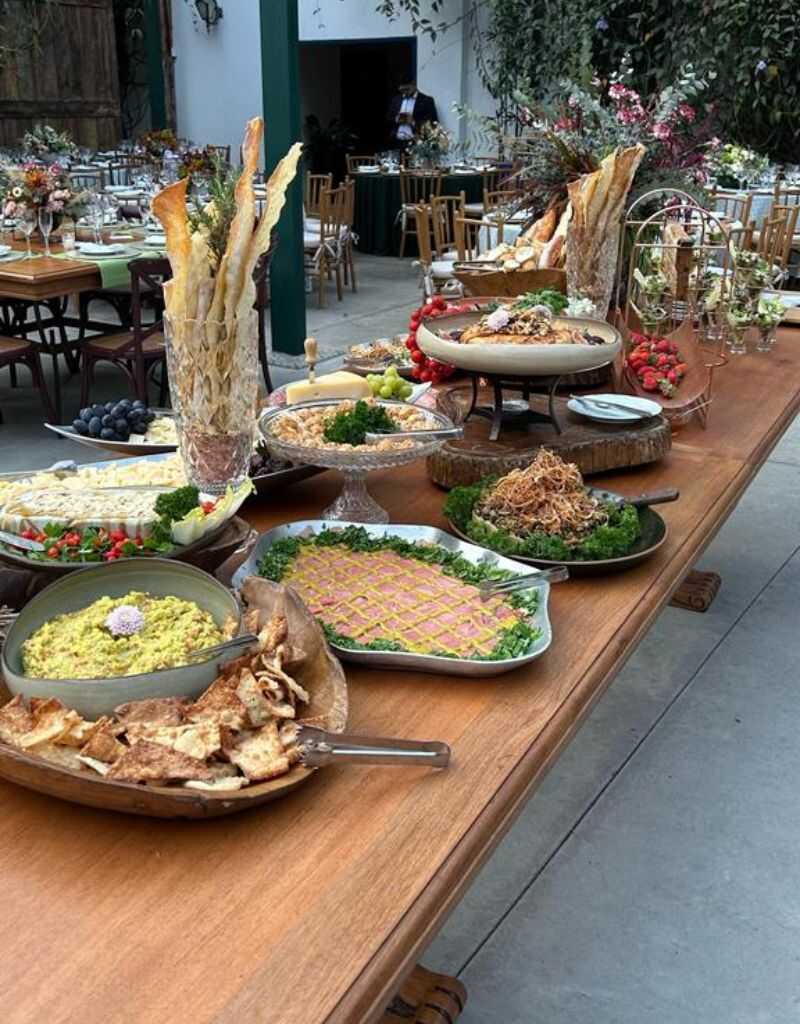 mesa com gastronomia buffet andreazza