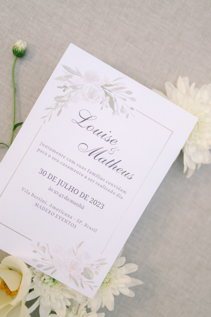 convite de casamento branco elegante