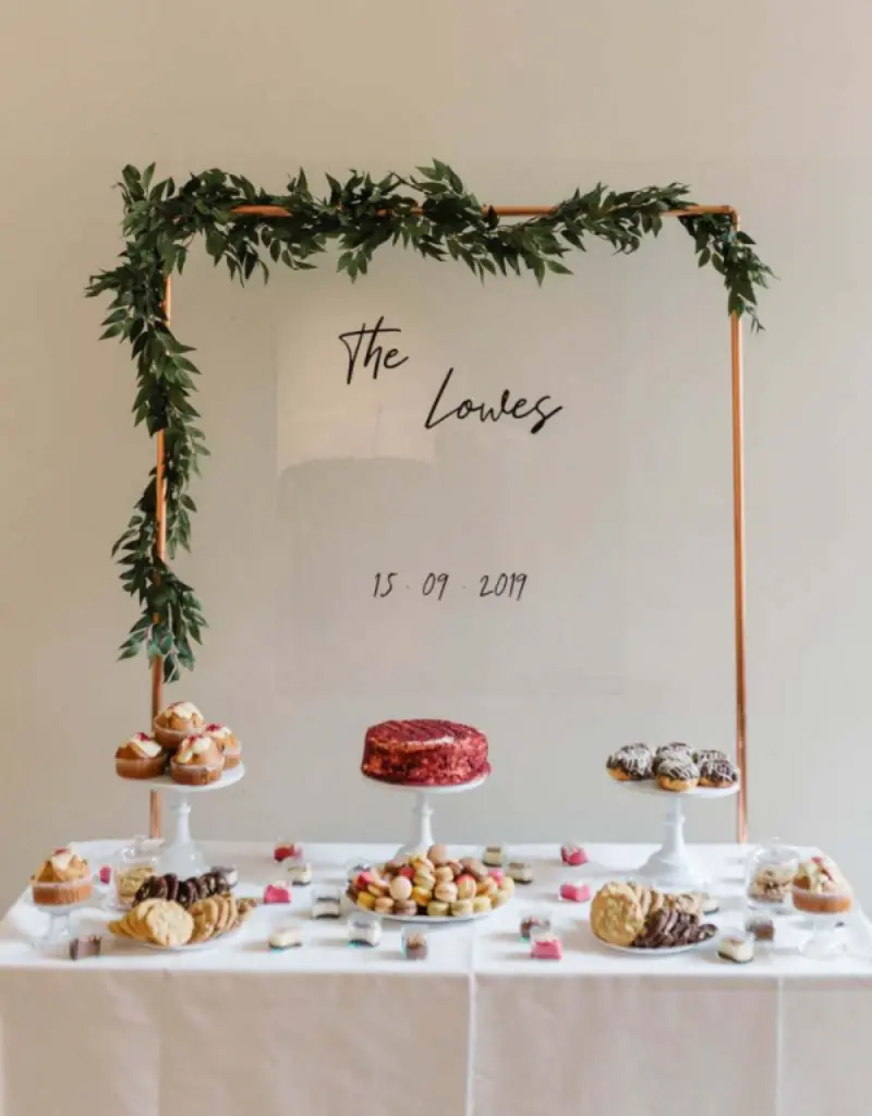 Decoração de chá de panela minimalista