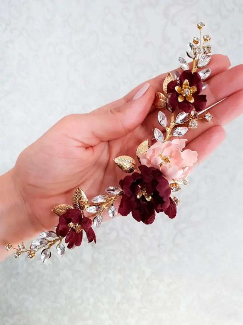 grinalda para casamento marsala