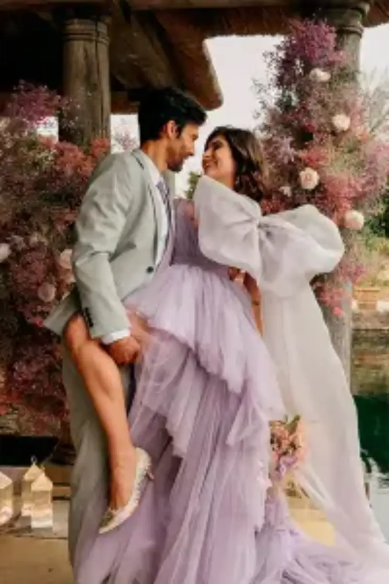 noiva de vestido lavanda