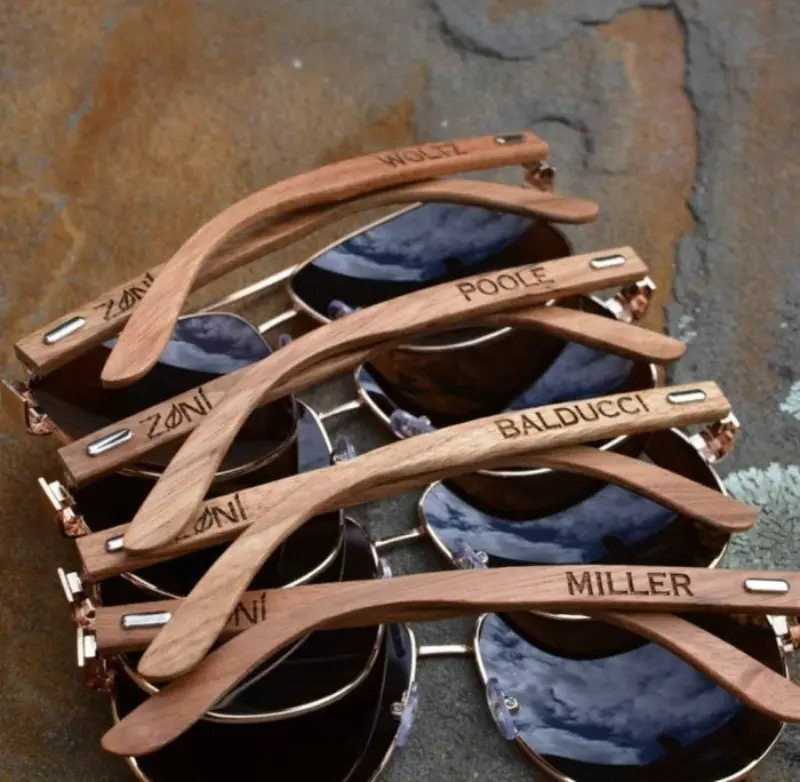  óculos escuros personalizados para padrinhos