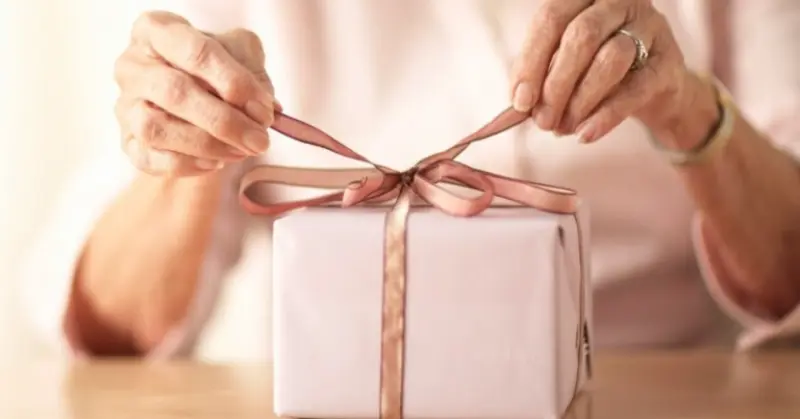 presente bodas de ouro 