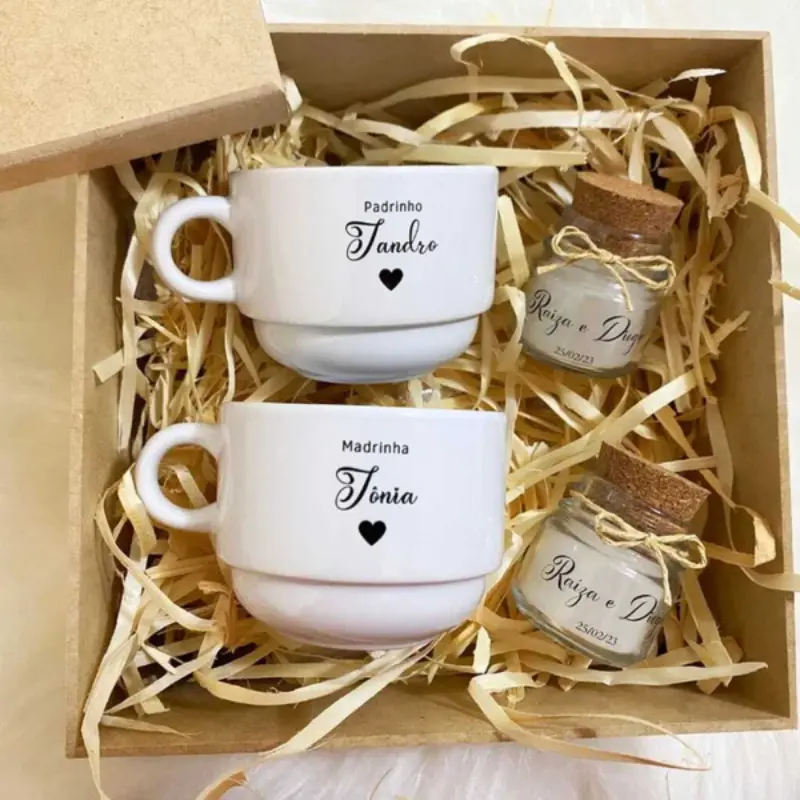 xícaras personalizadas para casal de padrinhos