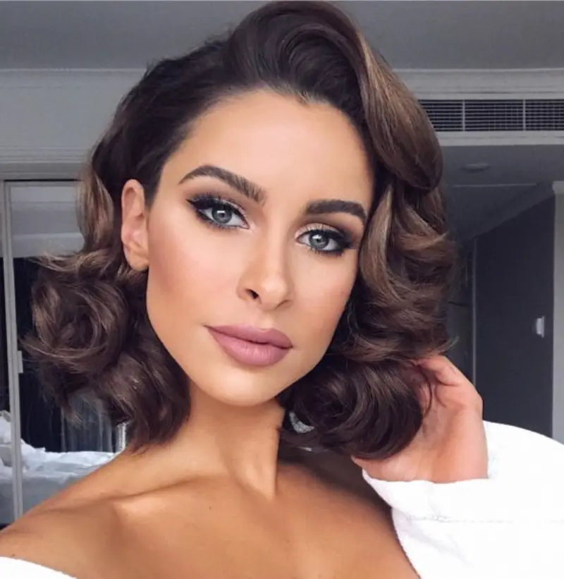 penteado para cabelo curto vintage retro