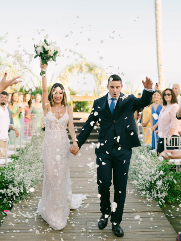 capa post: destination-wedding-praia-2-1-900x1348