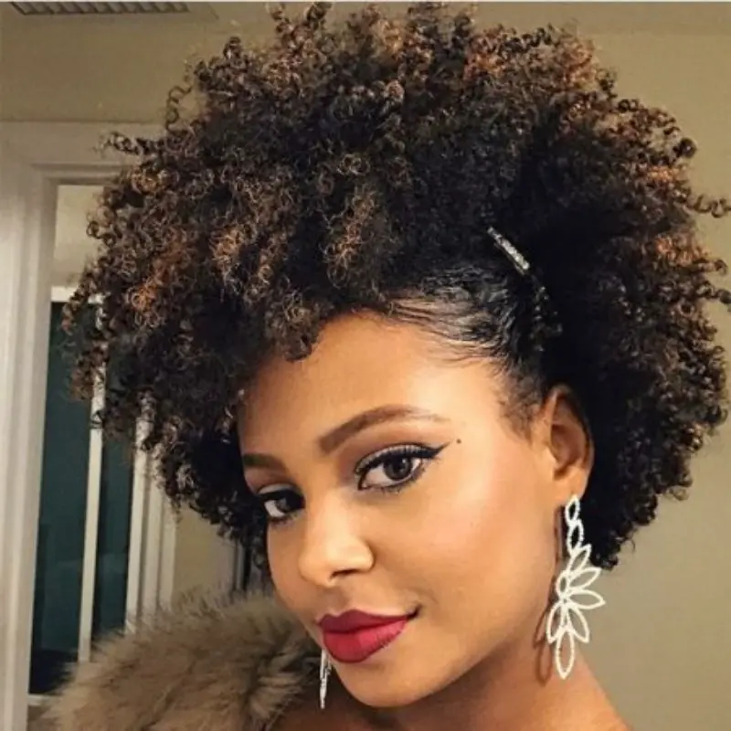  cabelo curto afro para casamento civil