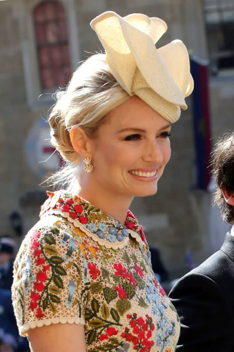 fascinator para casamento no campo