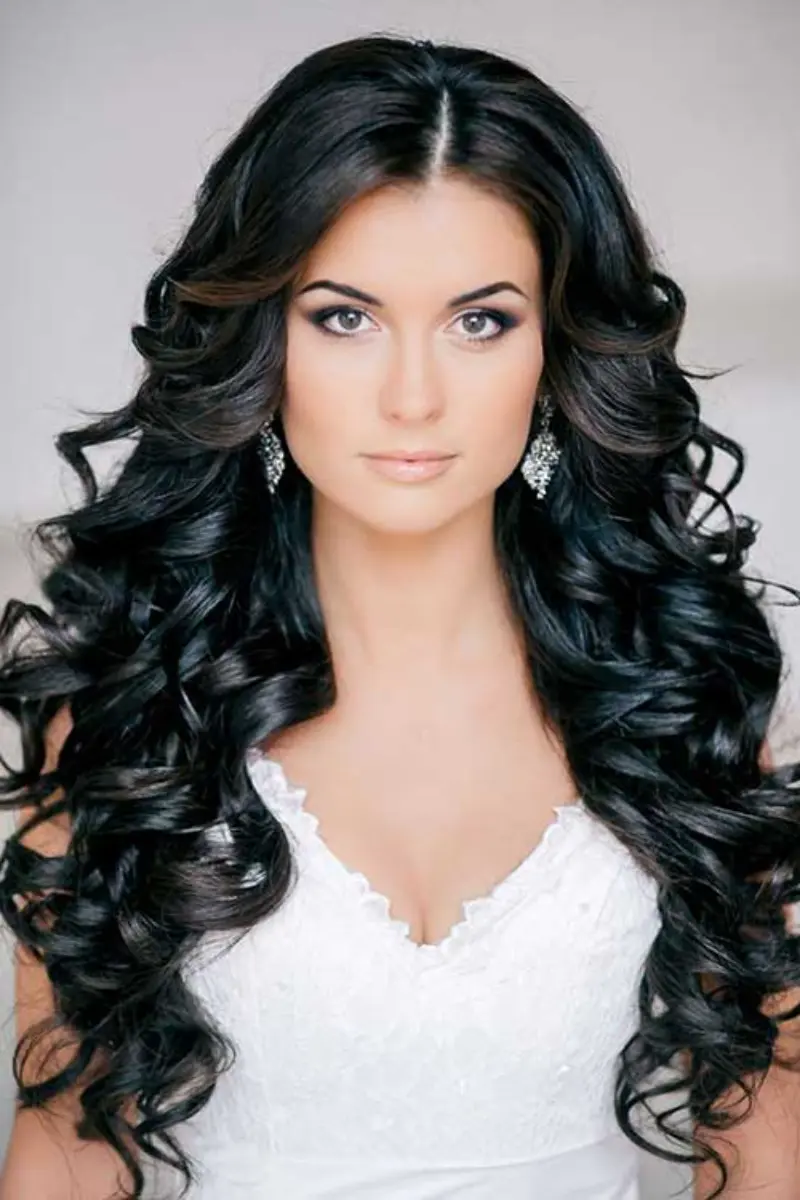  penteado com cabelo solto ondulado