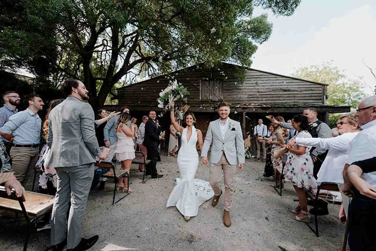 casamento na fazenda saída dos noivos