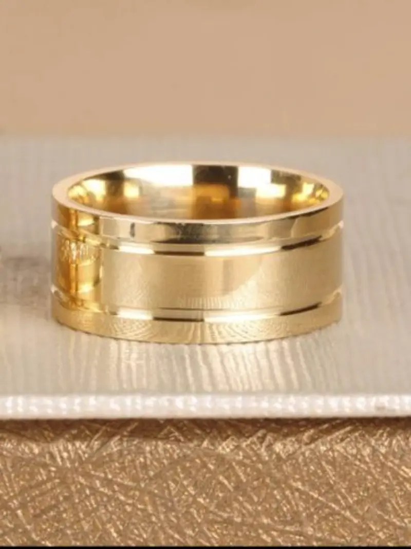 Alianças de casamento grossa com detalhes