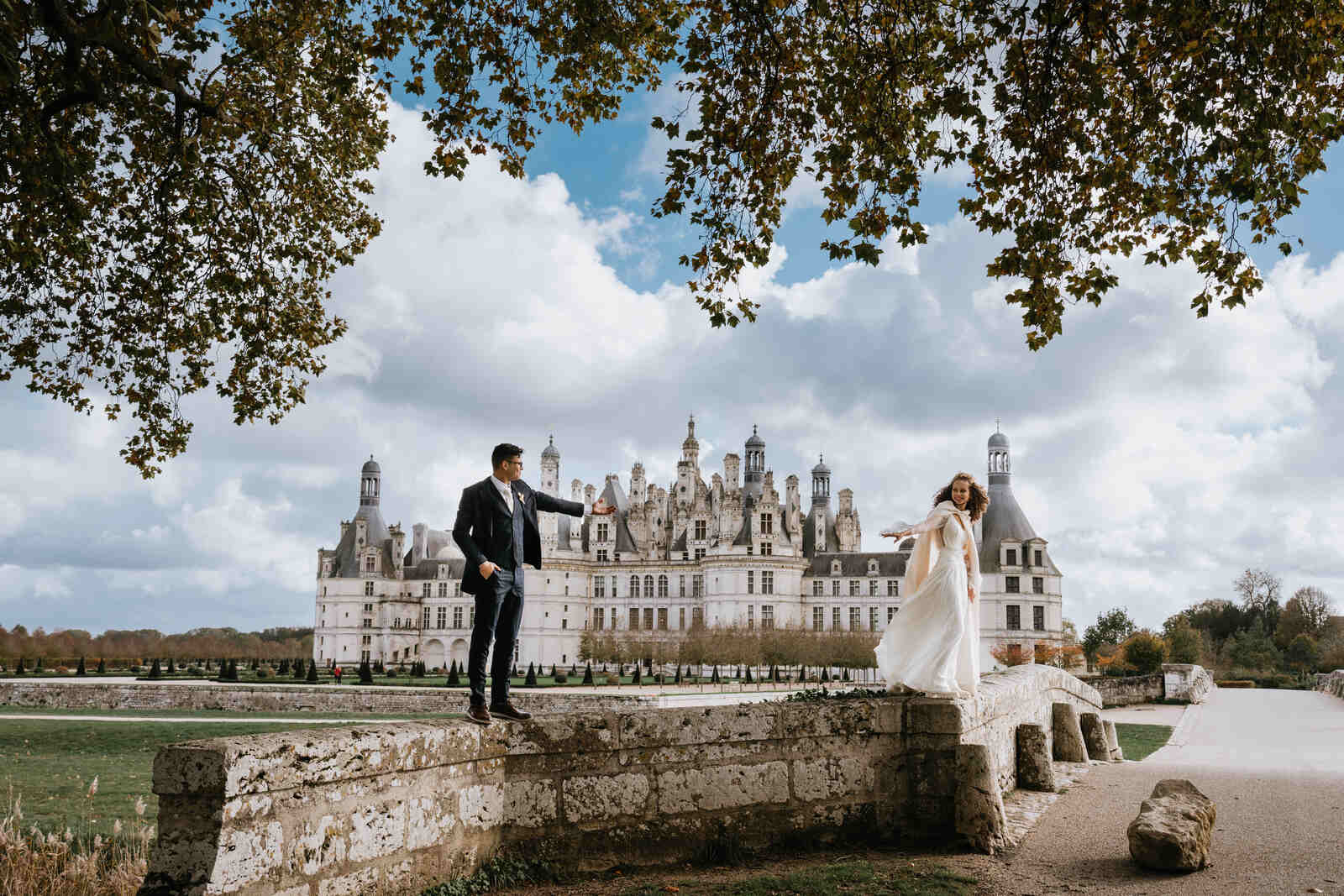 Conto de fadas real: mini wedding em Castelo na França