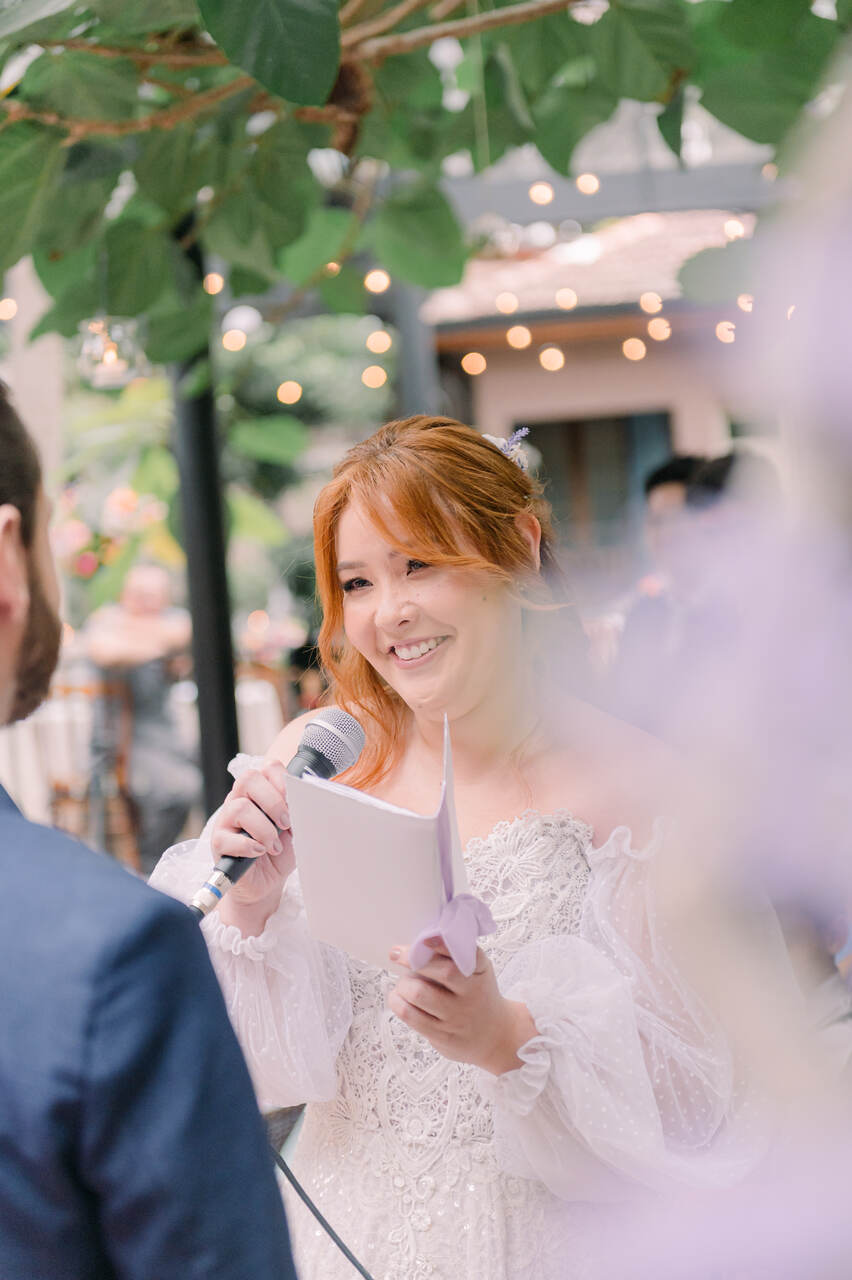 Casamento intimista inova trazendo toques geeks e orientais