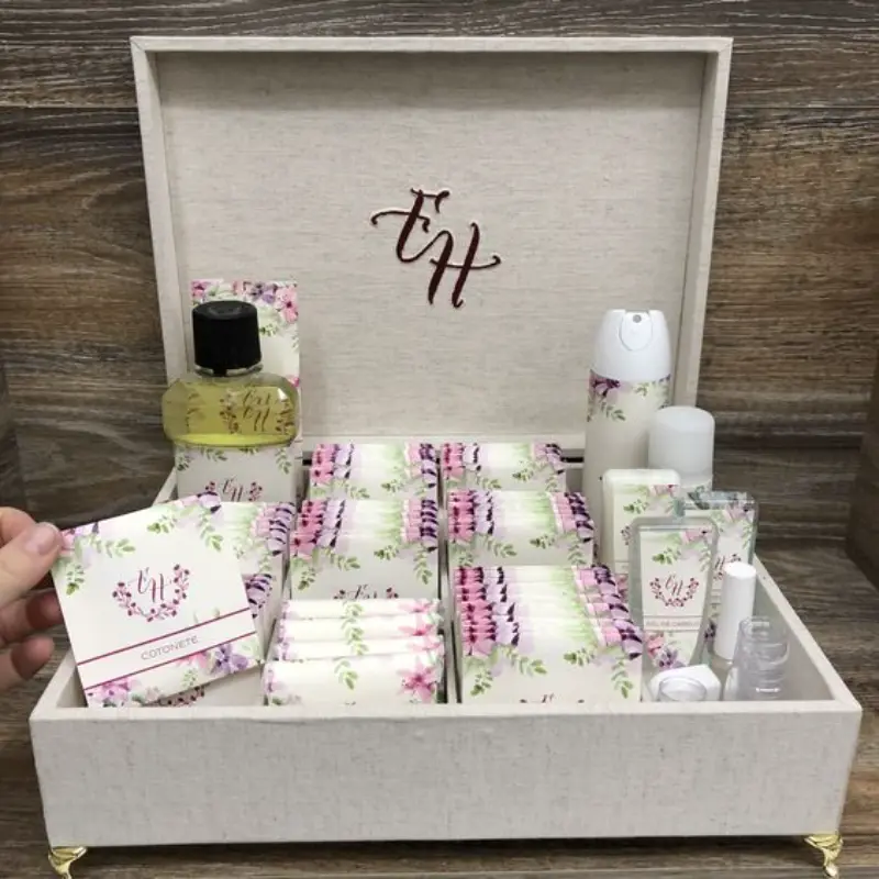 kit toalete com caixa personalizada