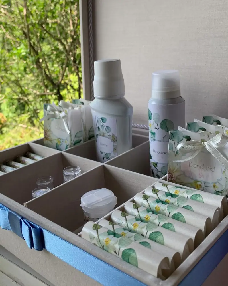 kit toalete de casamento com remédios