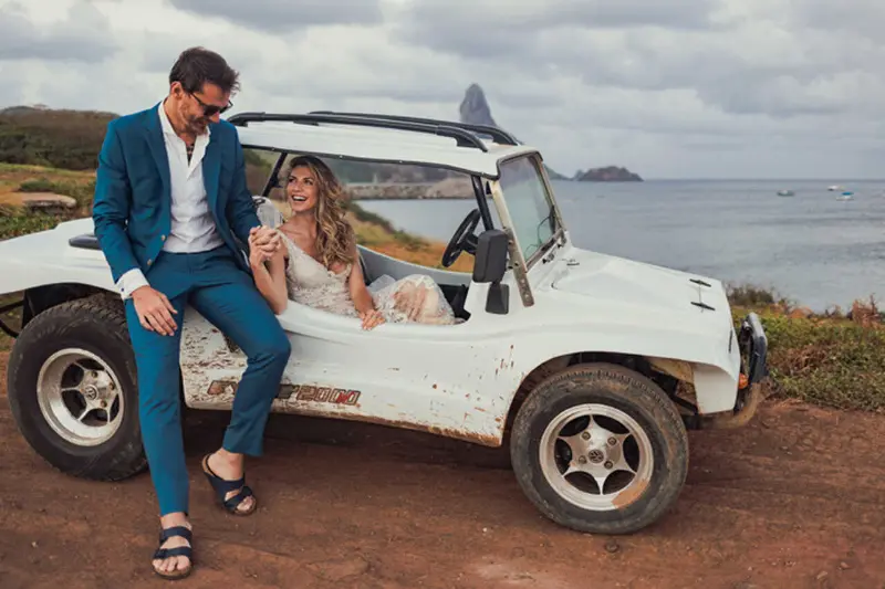 noivos passeio bug em Noronha