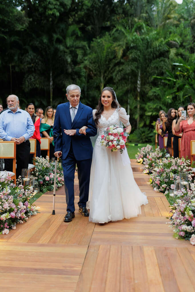 Casamento romântico aposta em pipoca, sorvete e alfajor