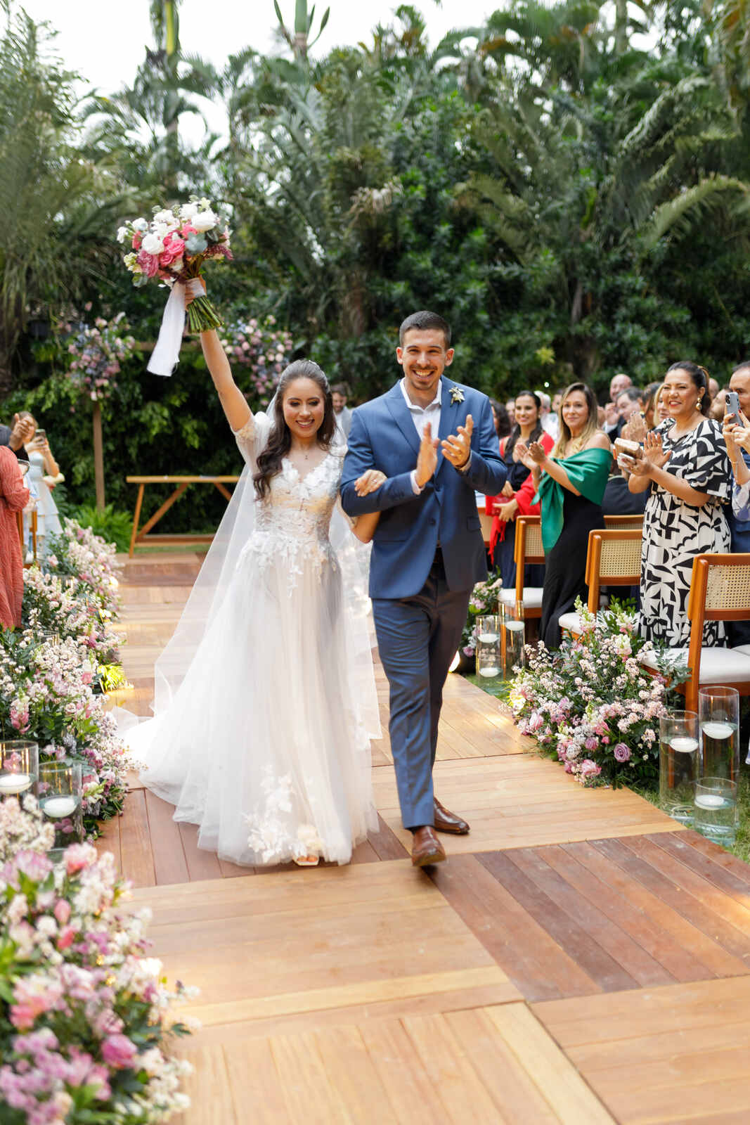 Casamento romântico aposta em pipoca, sorvete e alfajor