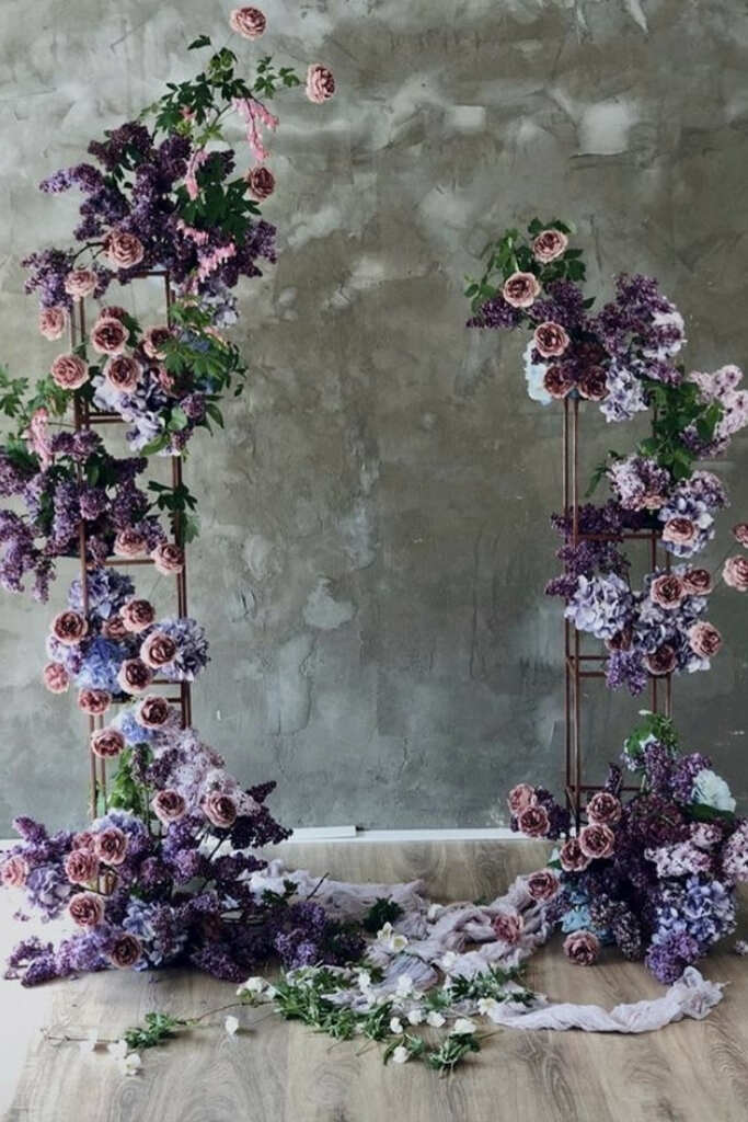 Casamento Roxo: +70 fotos de paleta, decoração e madrinhas