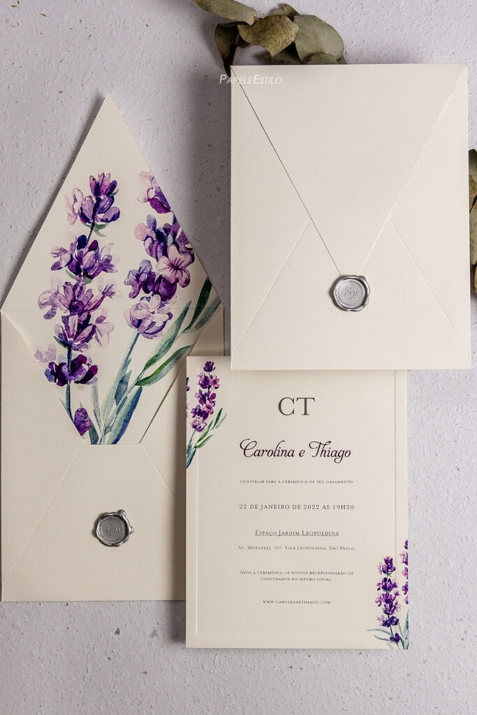 Casamento Roxo: +70 fotos de paleta, decoração e madrinhas