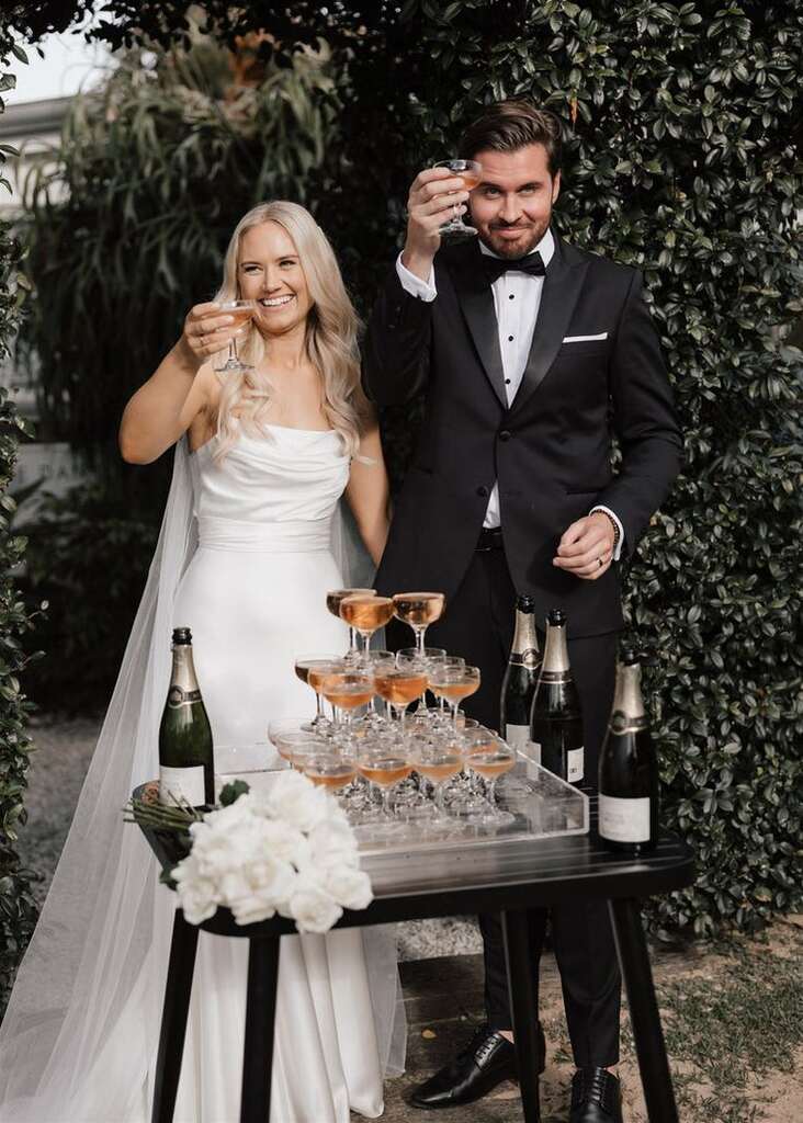 Bolo e Champanhe: descubra sobre esse estilo de casamento