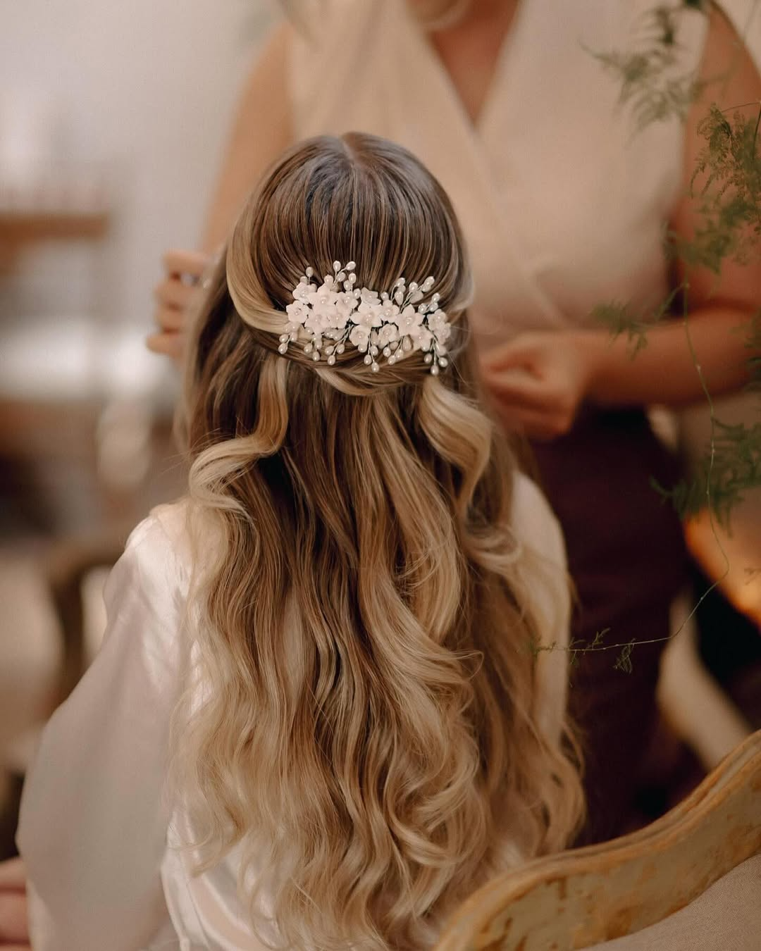 noiva com grinalda par casamento civil