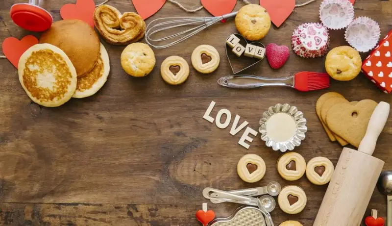 chá de panela com biscoitos amanteigados