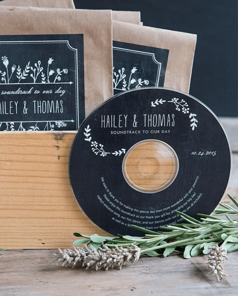 vinil personalizado de lembrancinha de casamneto