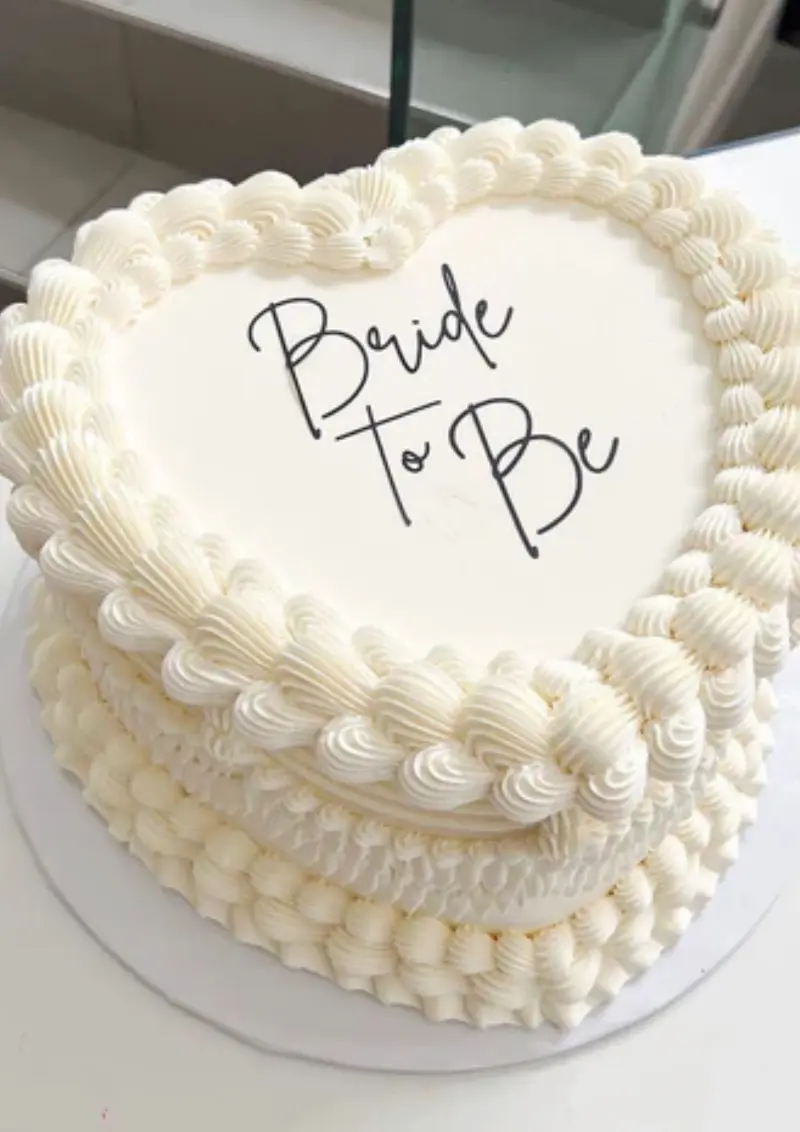 bolo branco para despedida de solteira
