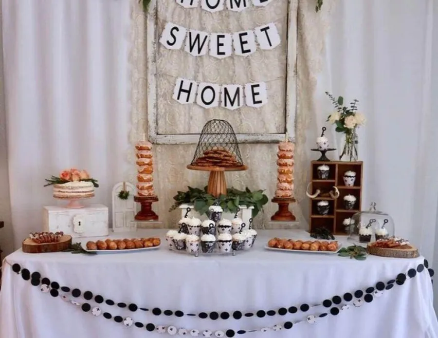 mesa ed cha de casa nova simples