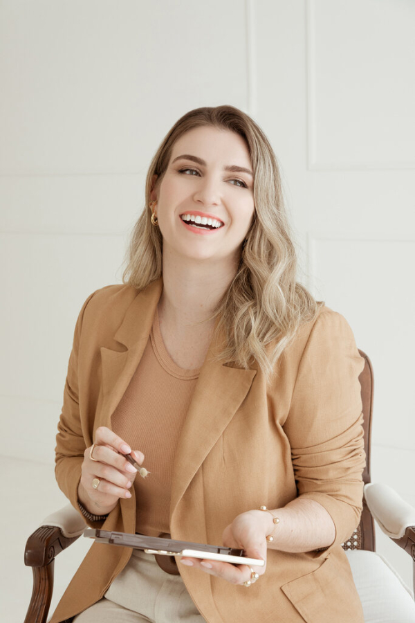 Fornecedor Logo: Larissa Grigoleto Makeup & Beauty