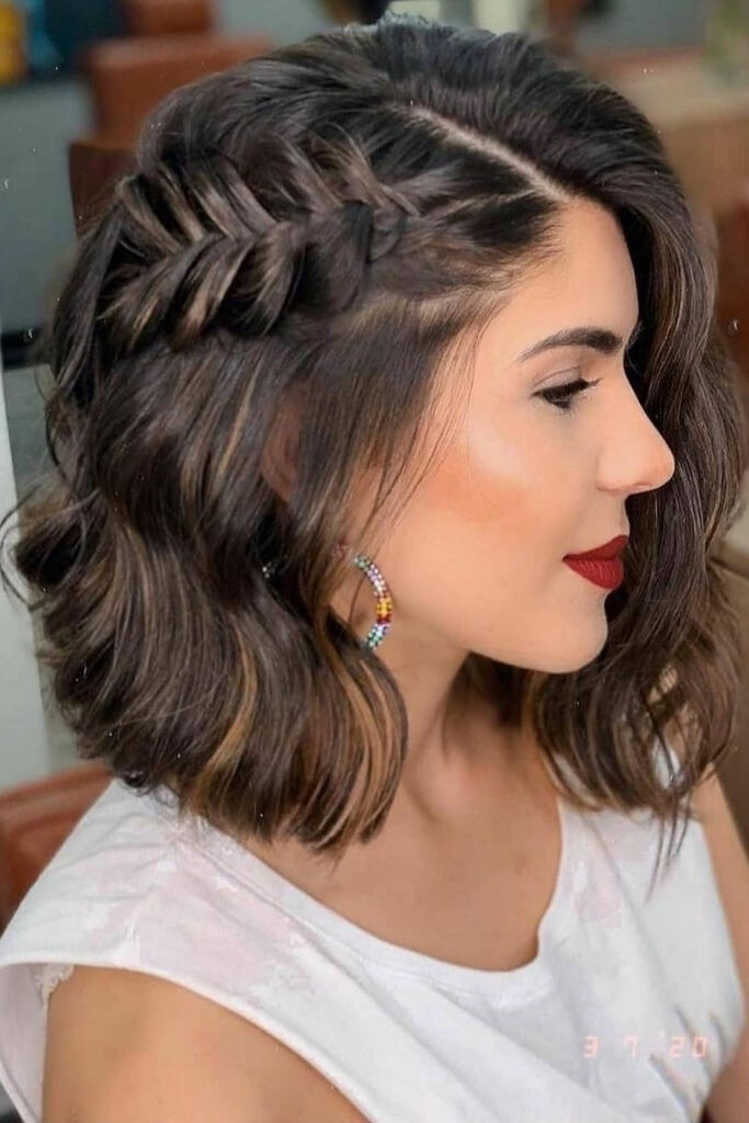 penteado para madrinhas com semipreso com trança