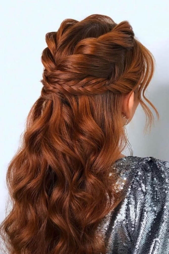 penteado para madrinhas com semipreso com tranças