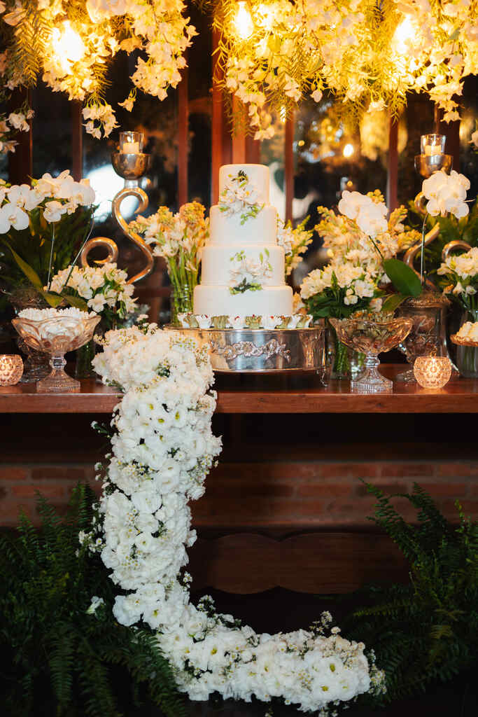 mesa do bolo de casamento